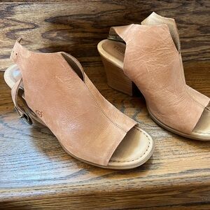 Born wedge opened toe heels